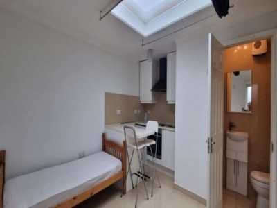 Apartment For Rent in Leatherhead, United Kingdom