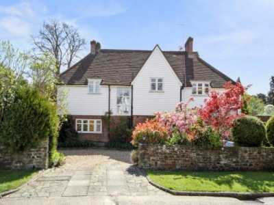 Home For Rent in Weybridge, United Kingdom
