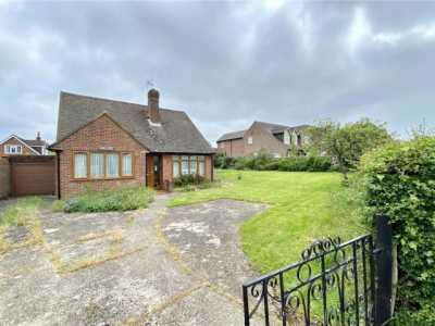 Bungalow For Rent in Amersham, United Kingdom