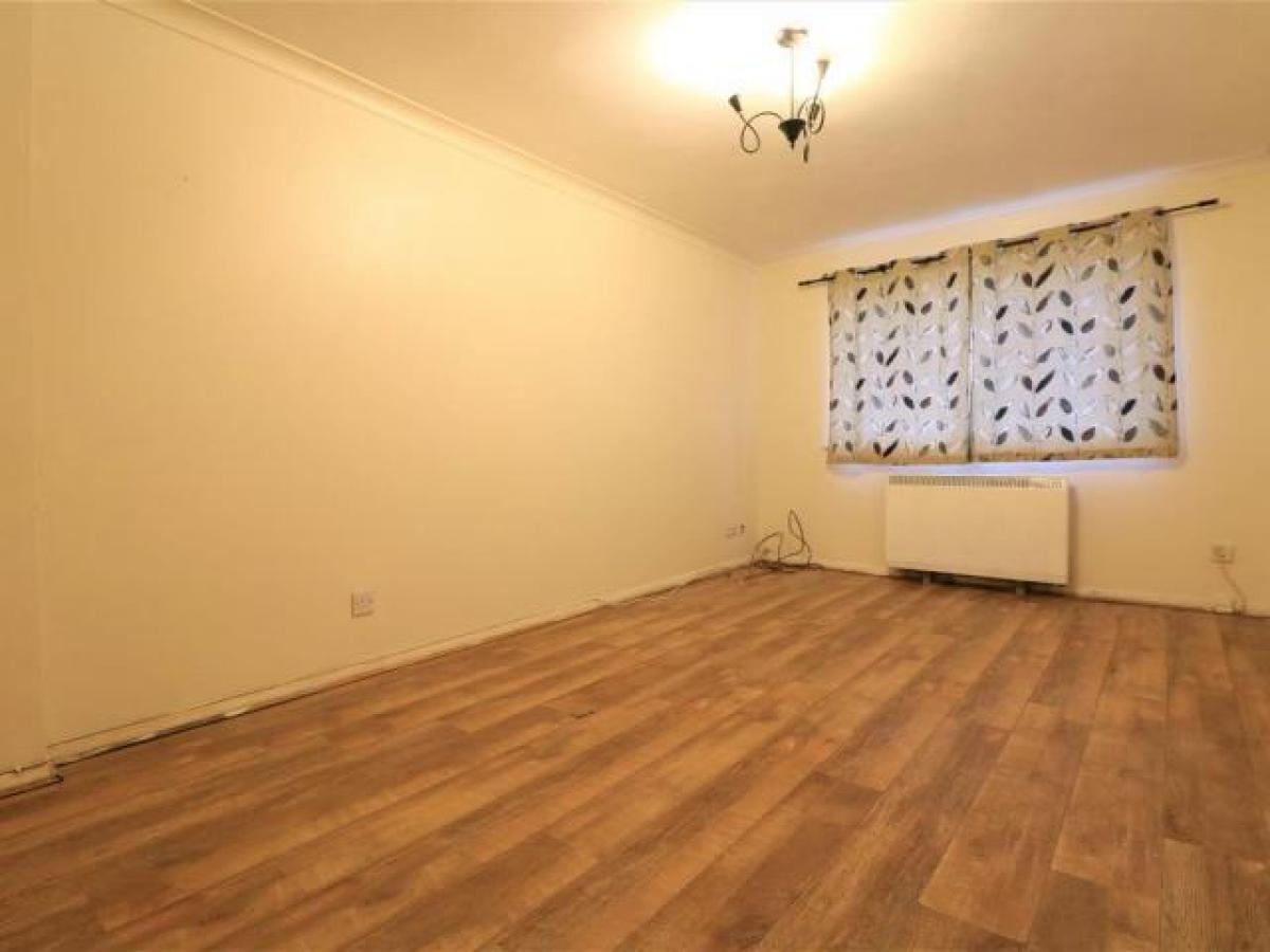 Picture of Apartment For Rent in Grays, Essex, United Kingdom