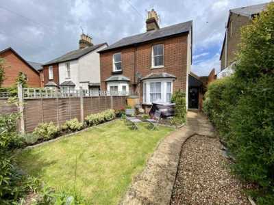 Home For Rent in Epsom, United Kingdom