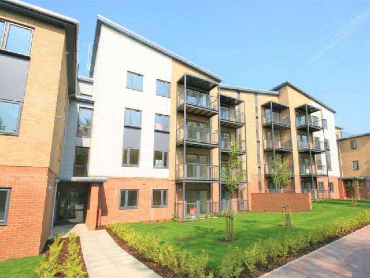Picture of Apartment For Rent in Borehamwood, Hertfordshire, United Kingdom