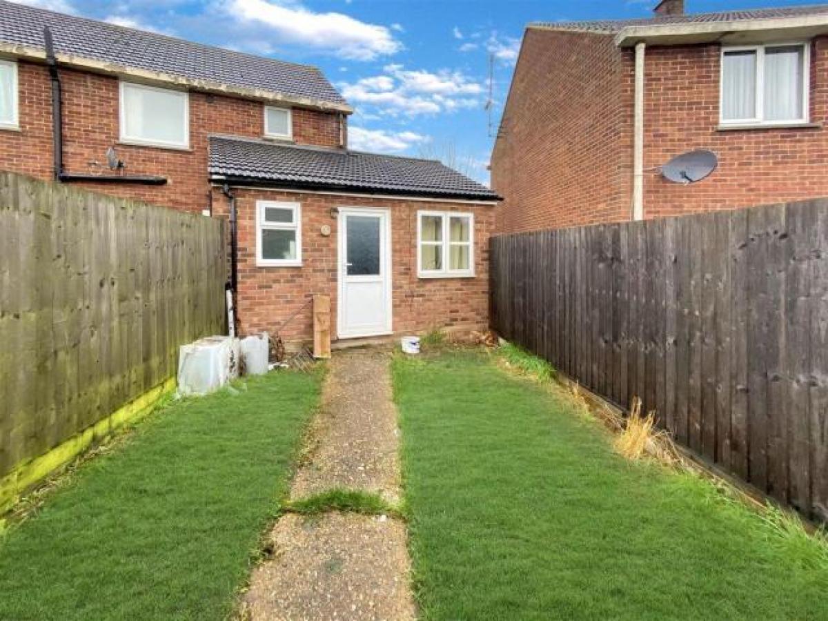 Picture of Apartment For Rent in Aylesbury, Buckinghamshire, United Kingdom