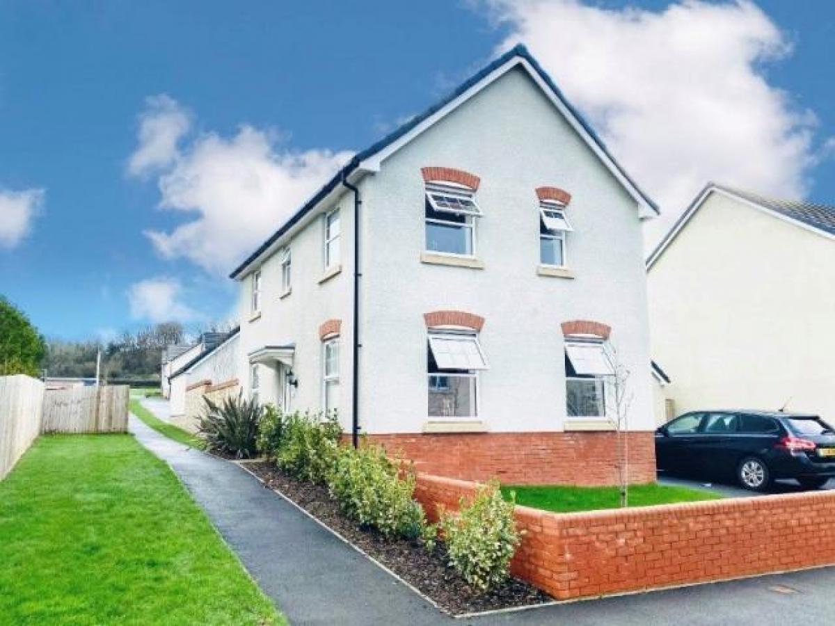Picture of Home For Rent in Cowbridge, South Glamorgan, United Kingdom