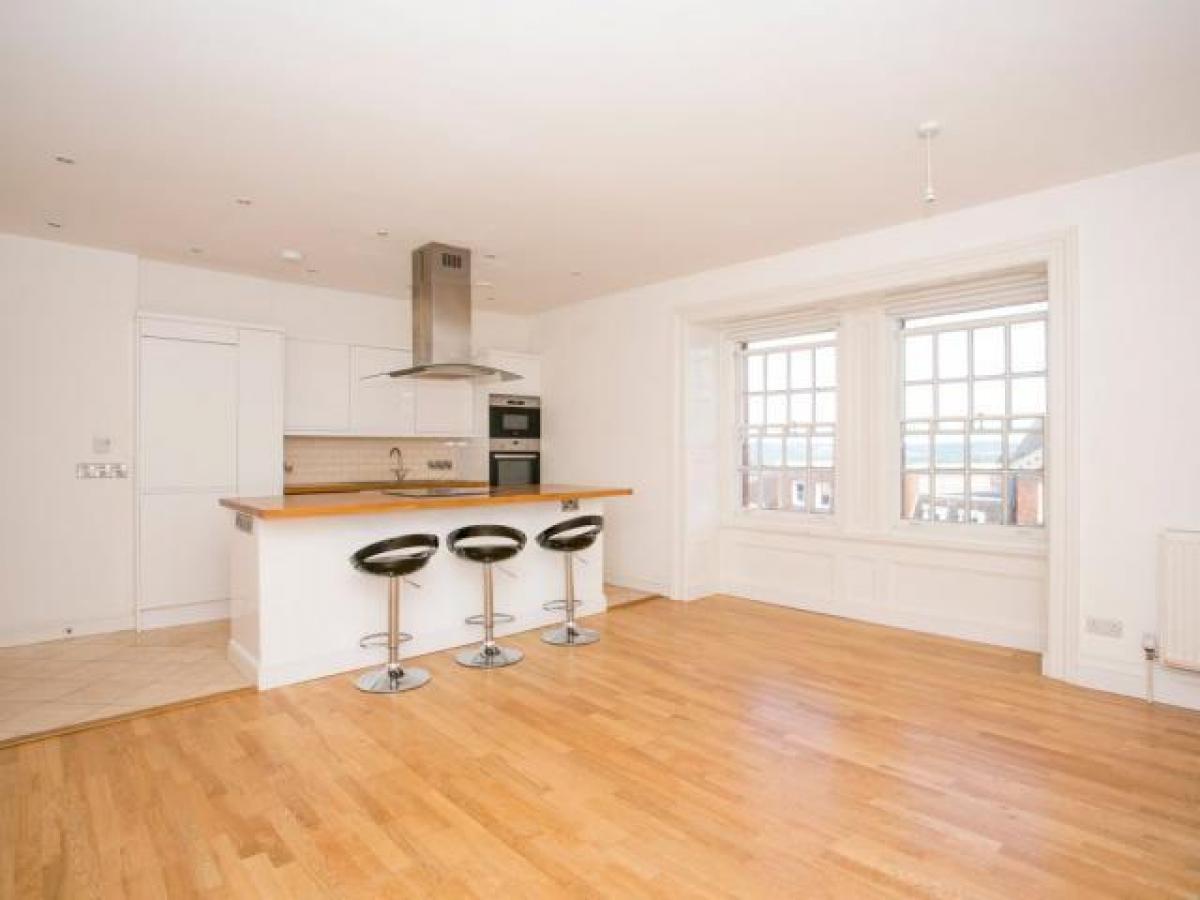 Picture of Apartment For Rent in Sevenoaks, Kent, United Kingdom
