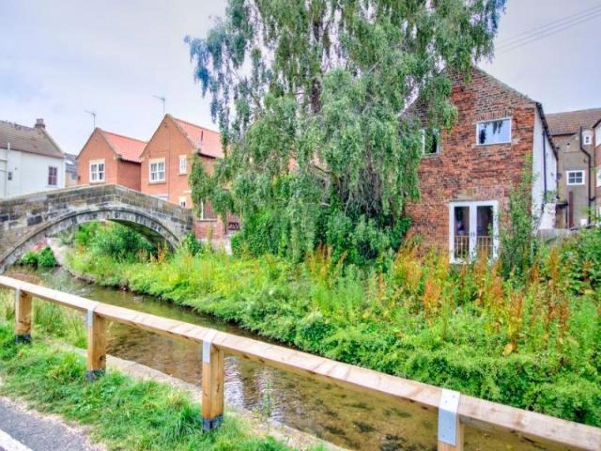 Picture of Apartment For Rent in Middlesbrough, North Yorkshire, United Kingdom