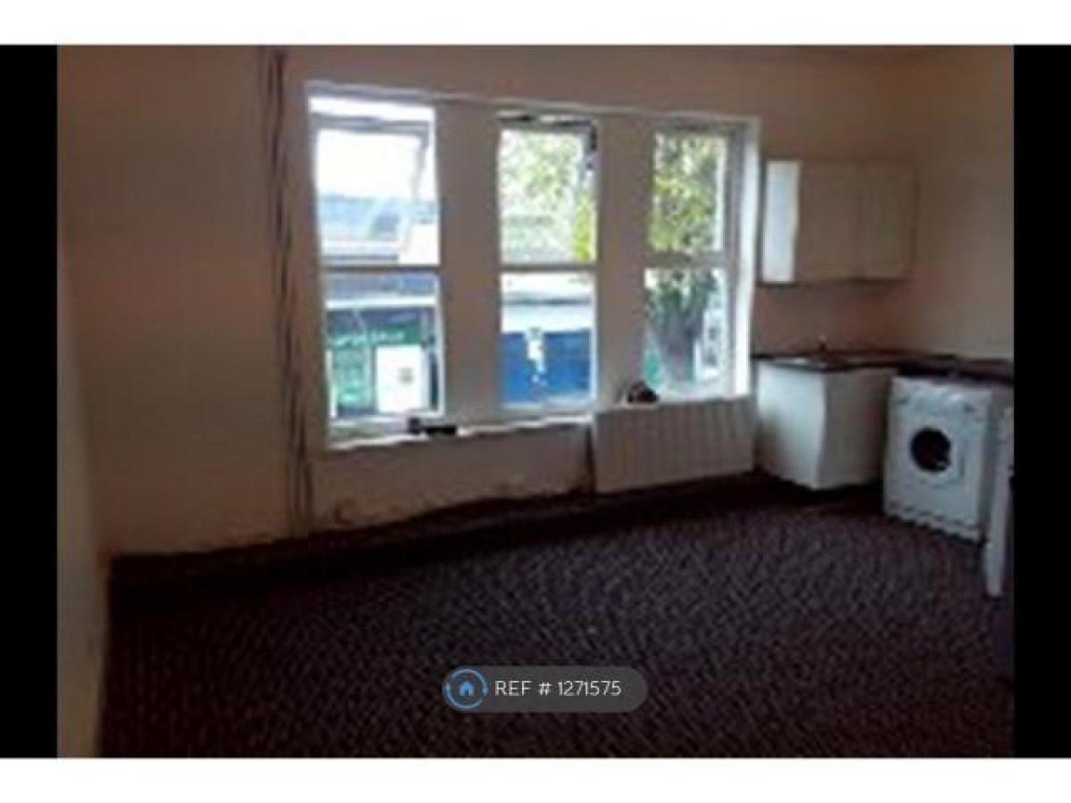 Picture of Apartment For Rent in West Bromwich, West Midlands, United Kingdom