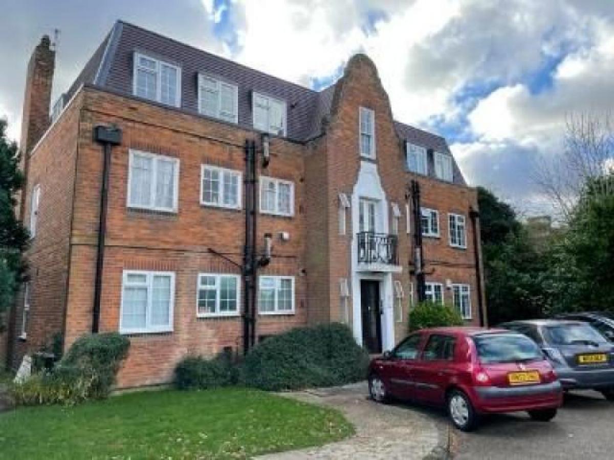Picture of Apartment For Rent in Barnet, Hertfordshire, United Kingdom