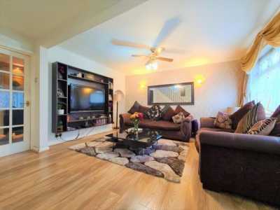 Home For Rent in Luton, United Kingdom