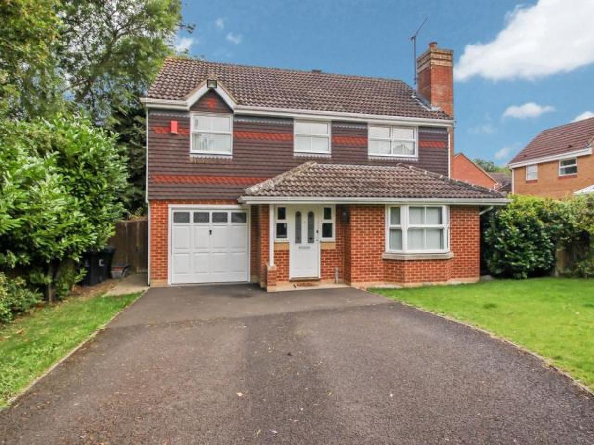 Picture of Home For Rent in Swindon, Wiltshire, United Kingdom