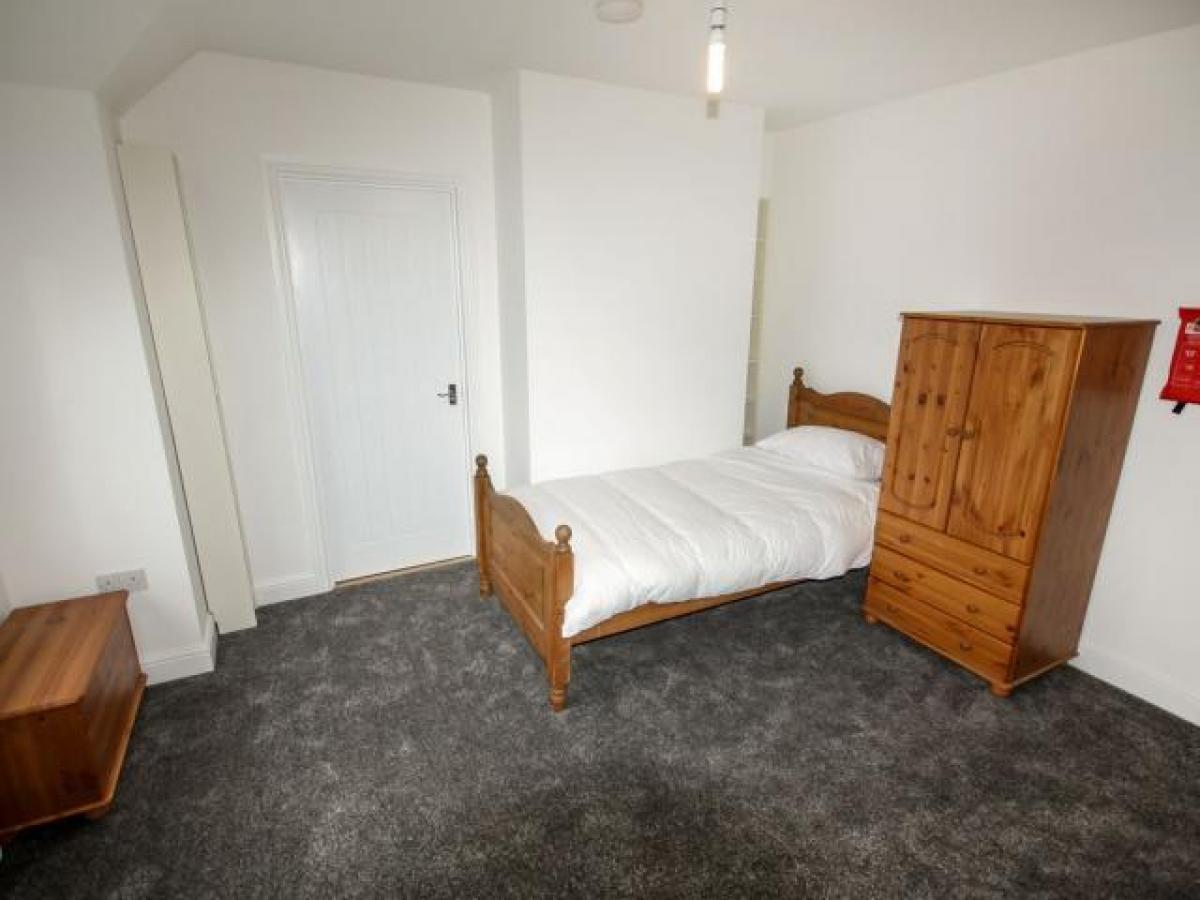 Picture of Apartment For Rent in Ingatestone, Essex, United Kingdom