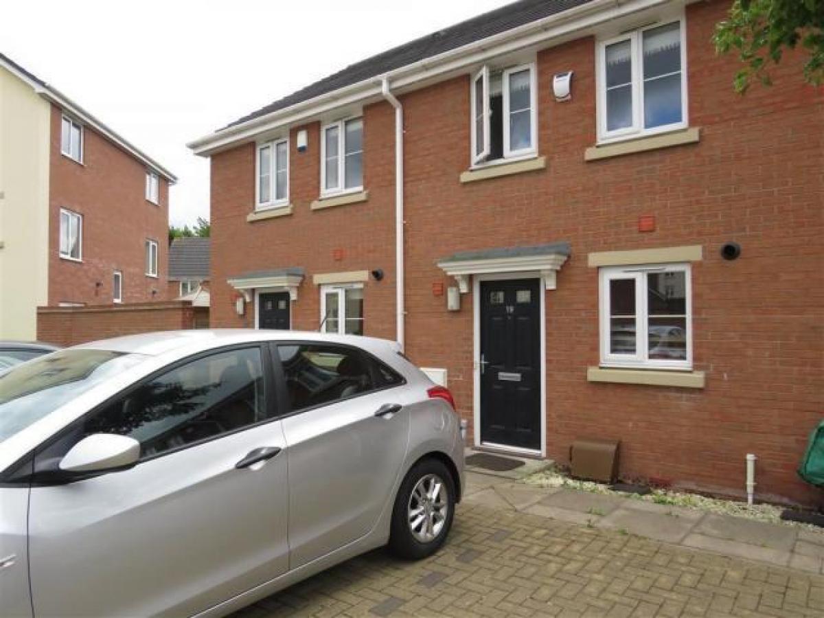 Picture of Home For Rent in Halesowen, West Midlands, United Kingdom