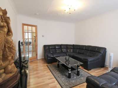 Home For Rent in Croydon, United Kingdom