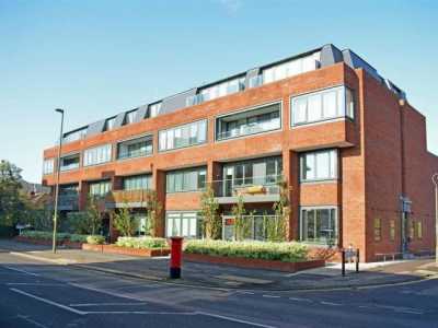 Apartment For Rent in Epsom, United Kingdom