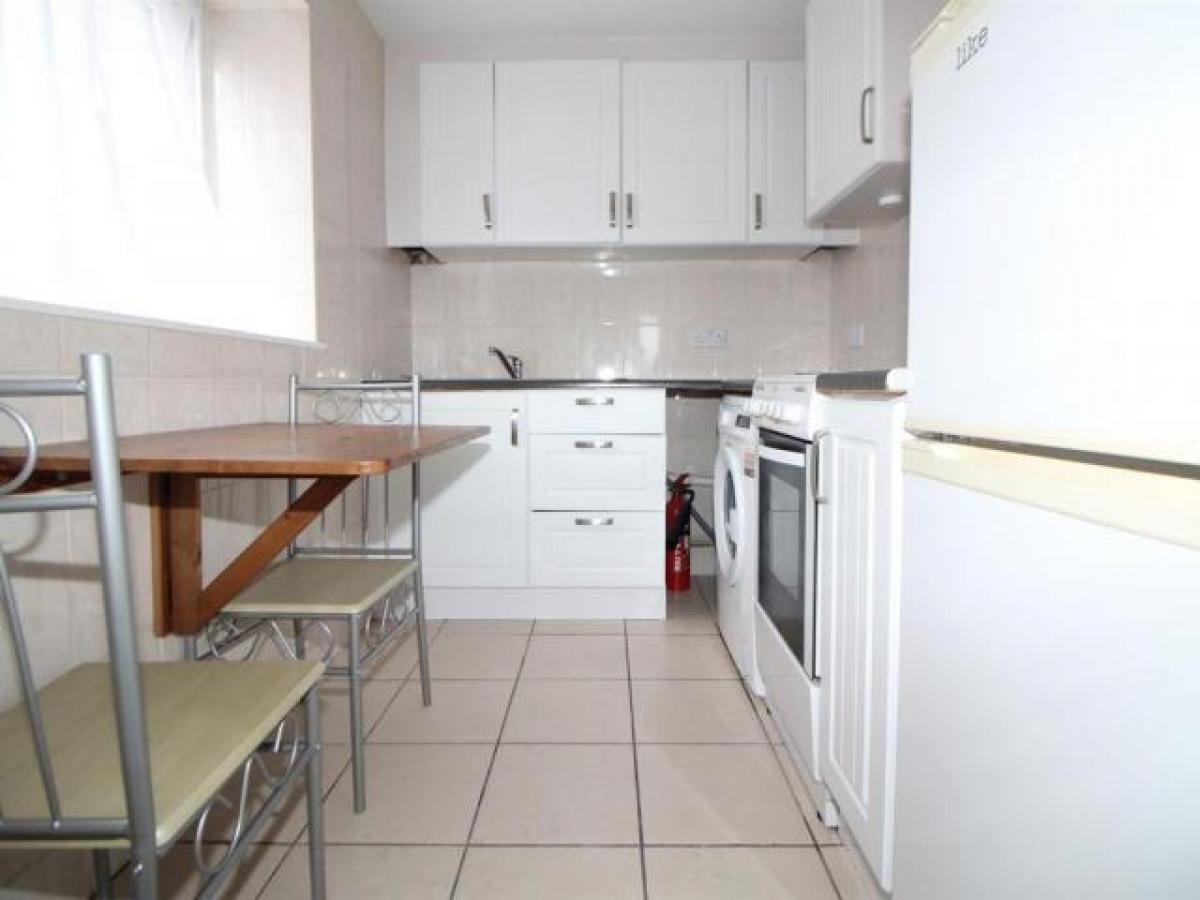 Picture of Apartment For Rent in Waltham Cross, Hertfordshire, United Kingdom