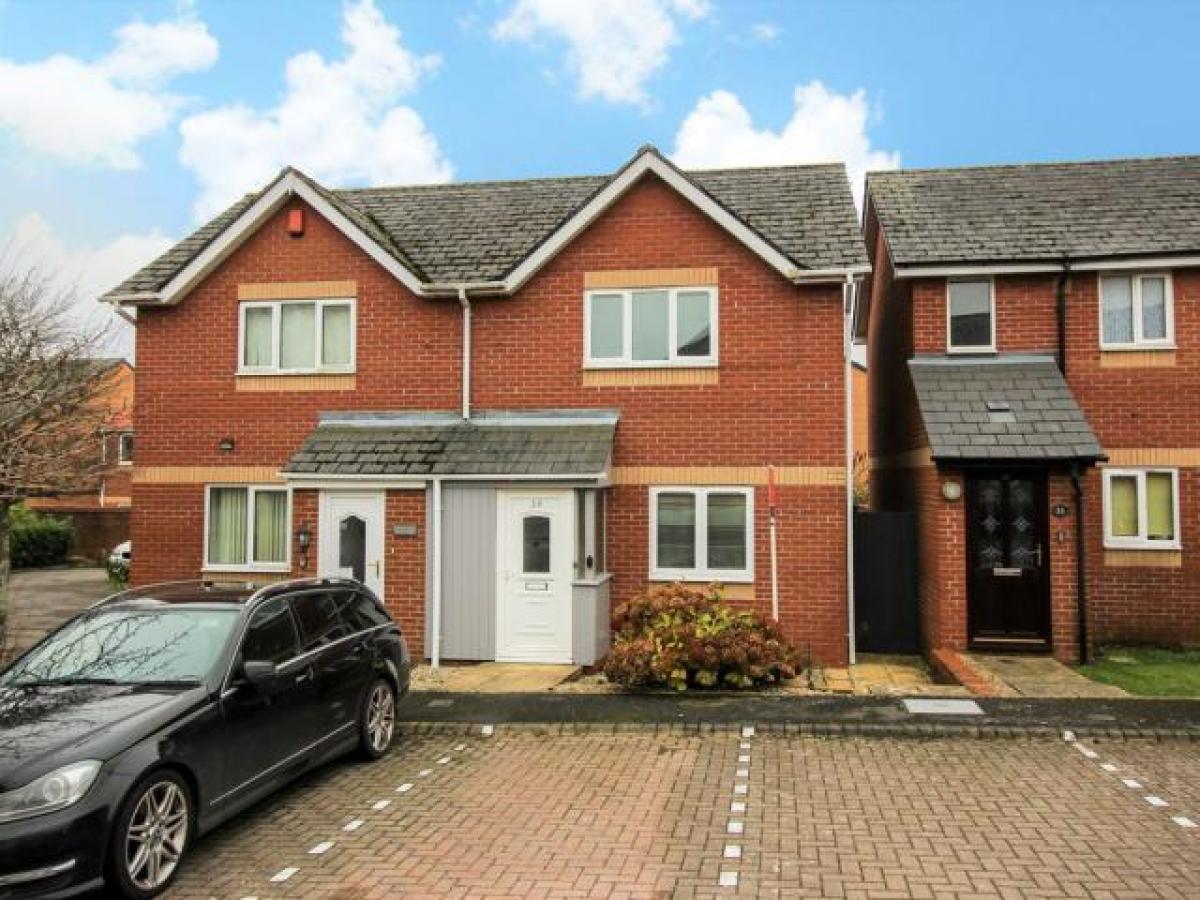 Picture of Home For Rent in Swindon, Wiltshire, United Kingdom
