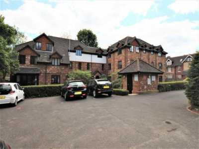 Apartment For Rent in Woking, United Kingdom