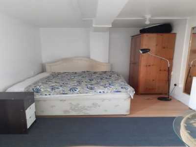 Apartment For Rent in Twickenham, United Kingdom