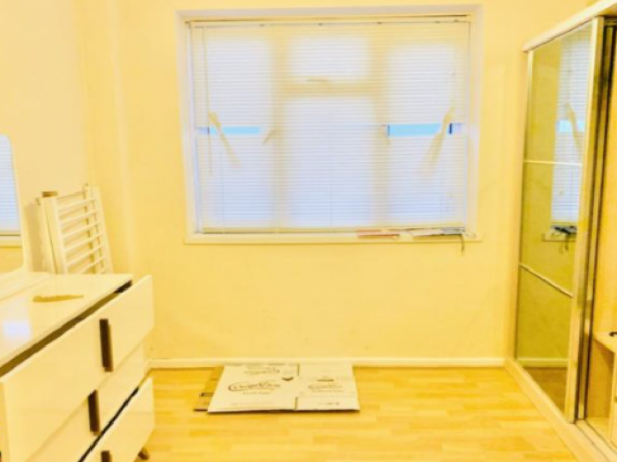 Picture of Apartment For Rent in Loughton, Essex, United Kingdom