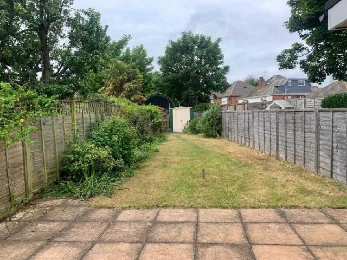 Picture of Apartment For Rent in Poole, Dorset, United Kingdom