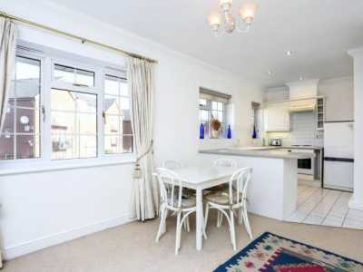 Apartment For Rent in Windsor, United Kingdom