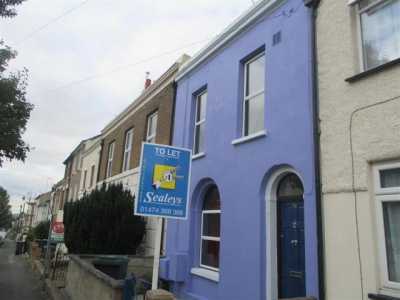 Home For Rent in Gravesend, United Kingdom