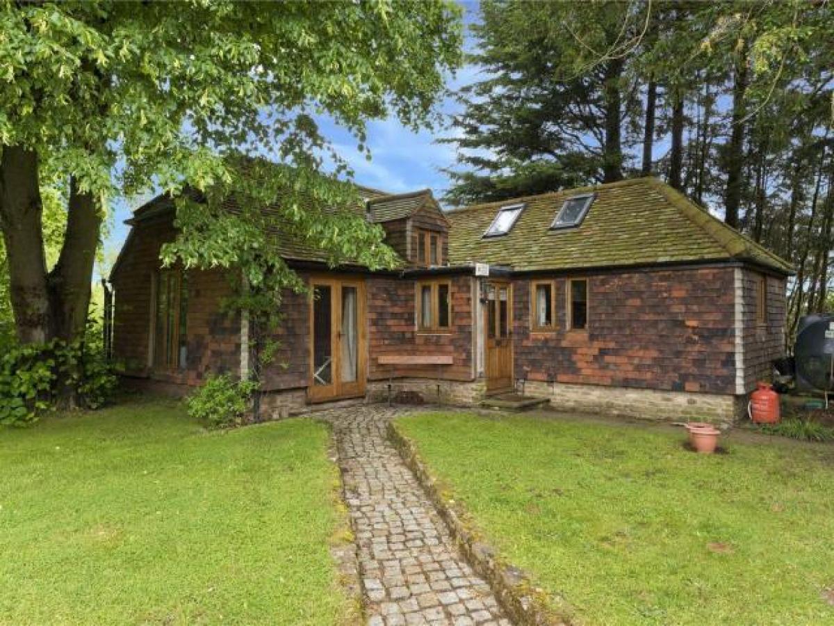 Picture of Home For Rent in Godalming, Surrey, United Kingdom