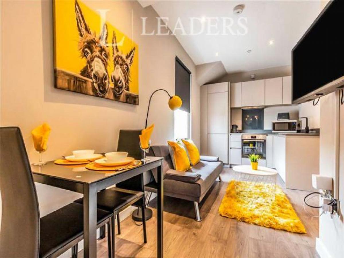 Picture of Apartment For Rent in Kenilworth, Warwickshire, United Kingdom