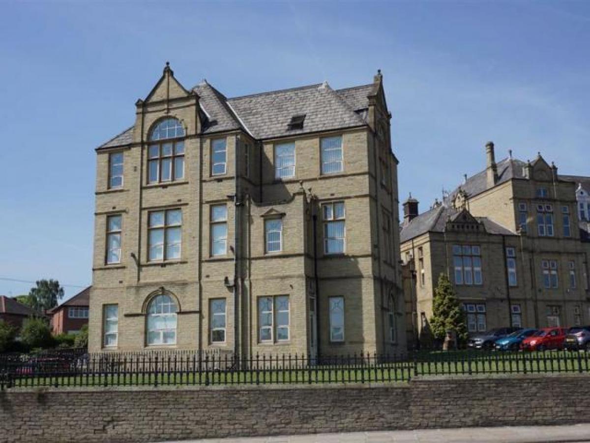 Picture of Apartment For Rent in Halifax, West Yorkshire, United Kingdom