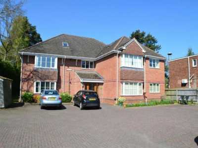 Apartment For Rent in Tadley, United Kingdom