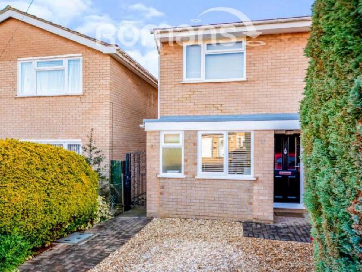 Picture of Apartment For Rent in Aldershot, Hampshire, United Kingdom