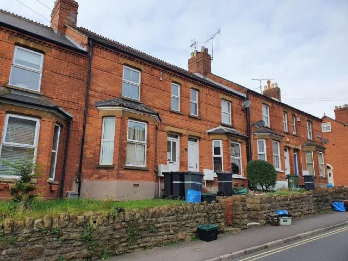 Picture of Apartment For Rent in Yeovil, Somerset, United Kingdom