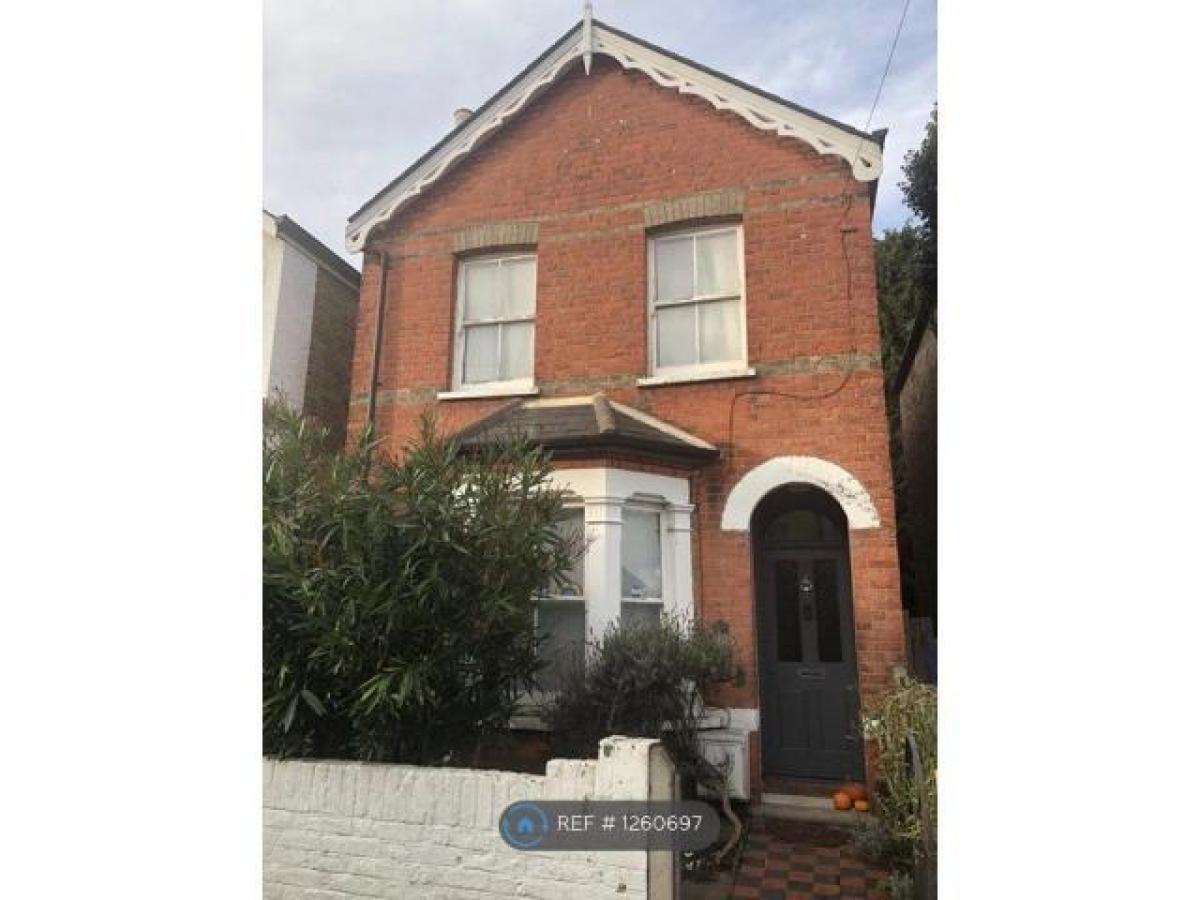 Picture of Home For Rent in Feltham, Northern Ireland, United Kingdom