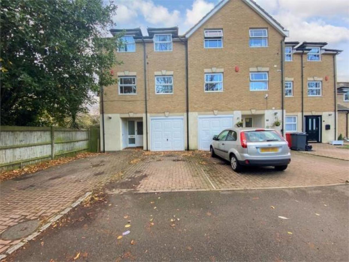 Picture of Home For Rent in Slough, Berkshire, United Kingdom
