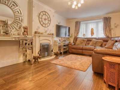 Home For Rent in Borehamwood, United Kingdom