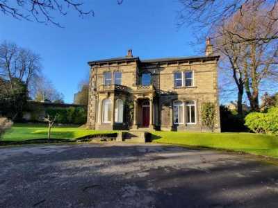 Apartment For Rent in Halifax, United Kingdom