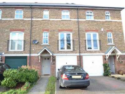 Home For Rent in Epsom, United Kingdom