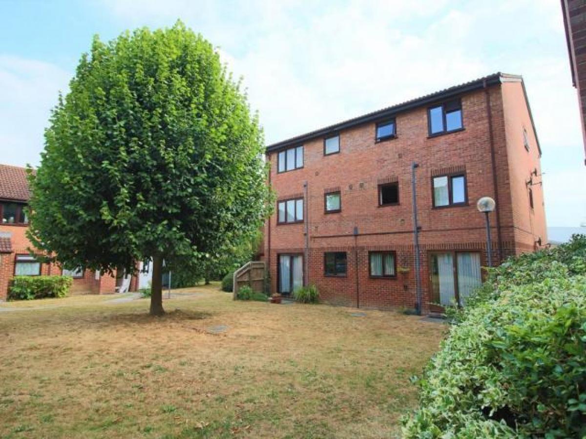 Picture of Apartment For Rent in Andover, Hampshire, United Kingdom