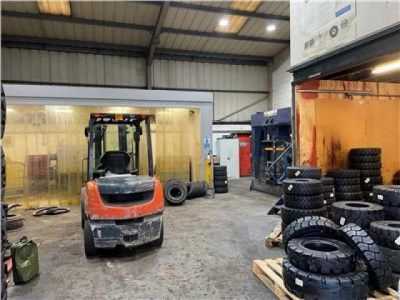 Industrial For Rent in Gravesend, United Kingdom