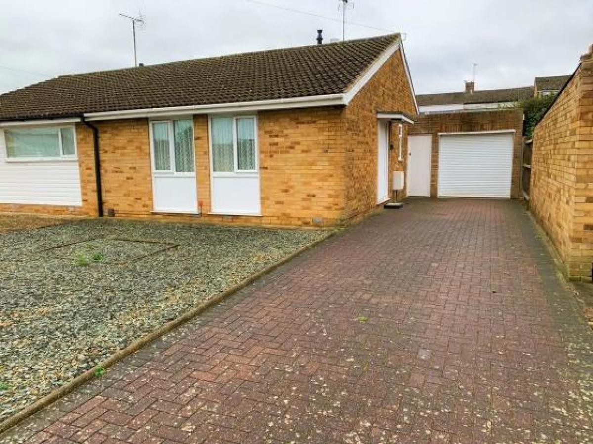 Picture of Bungalow For Sale in Gloucester, Gloucestershire, United Kingdom
