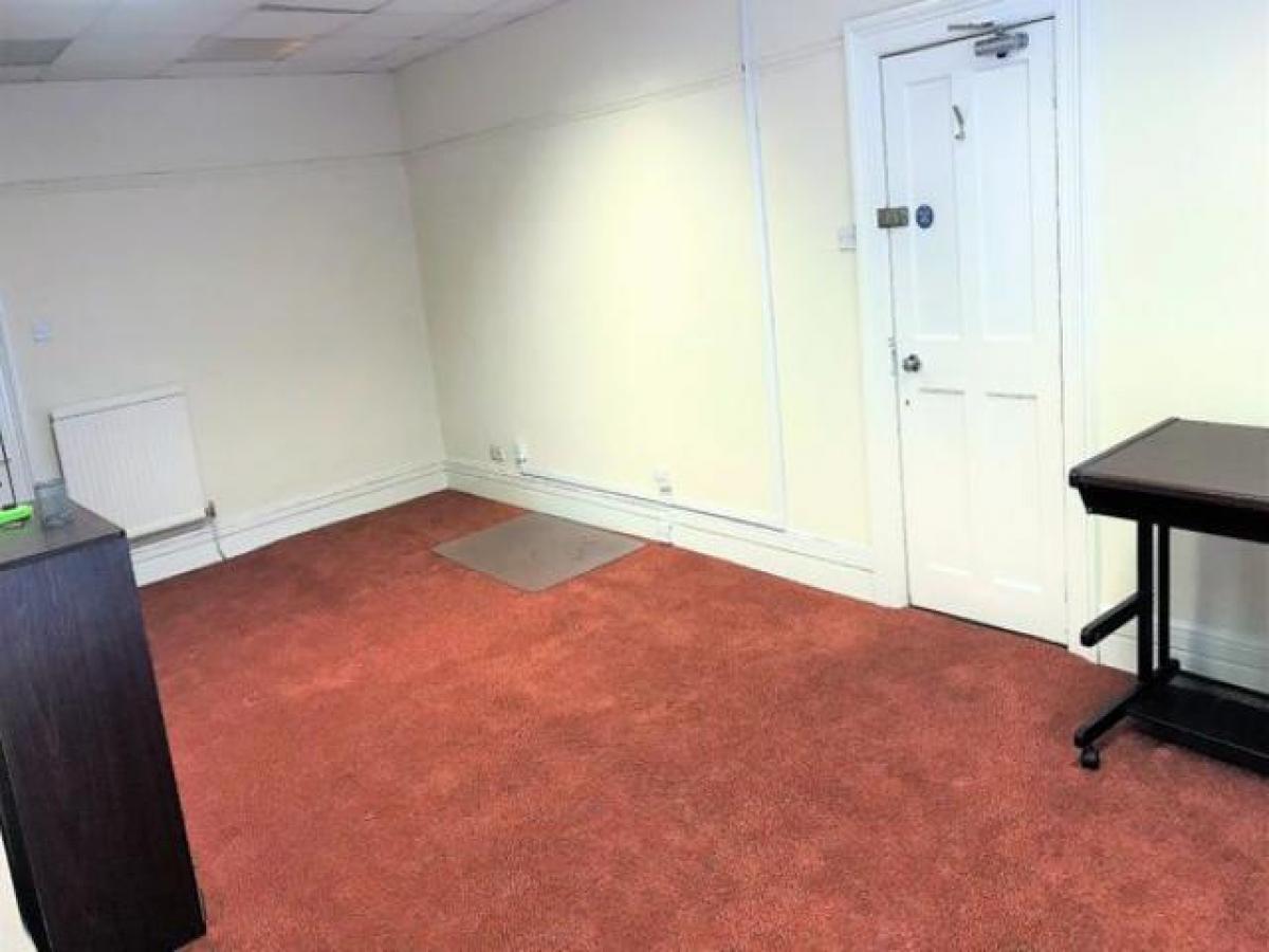 Picture of Office For Rent in Newcastle under Lyme, Staffordshire, United Kingdom