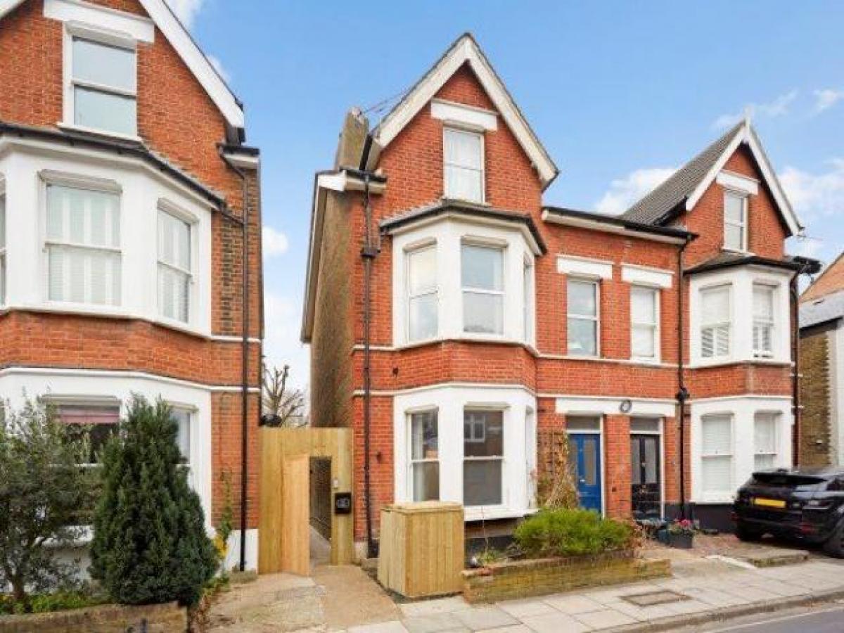 Picture of Apartment For Rent in Richmond, Greater London, United Kingdom