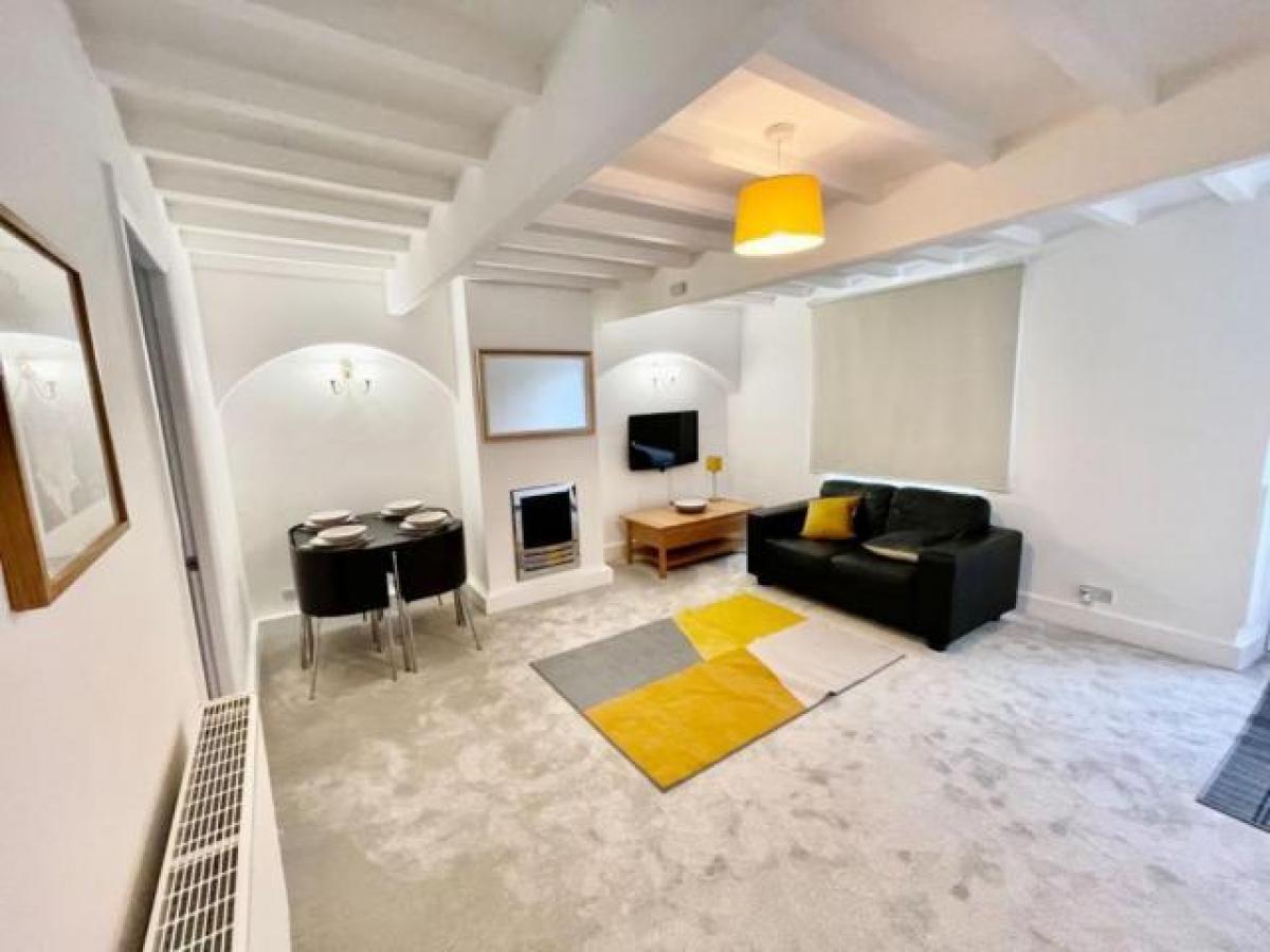 Picture of Home For Rent in Huddersfield, West Yorkshire, United Kingdom