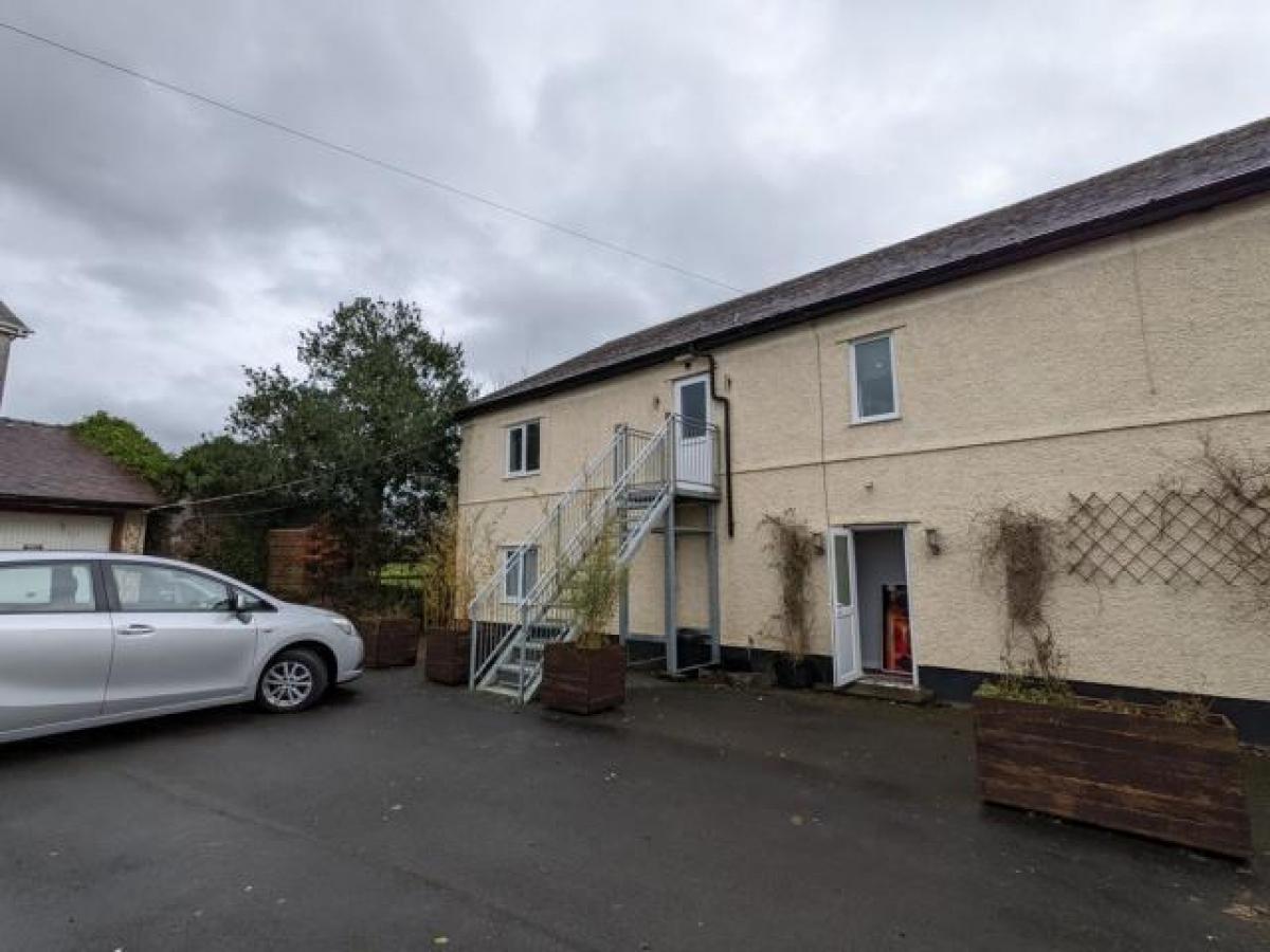 Picture of Apartment For Rent in Carmarthen, Carmarthenshire, United Kingdom