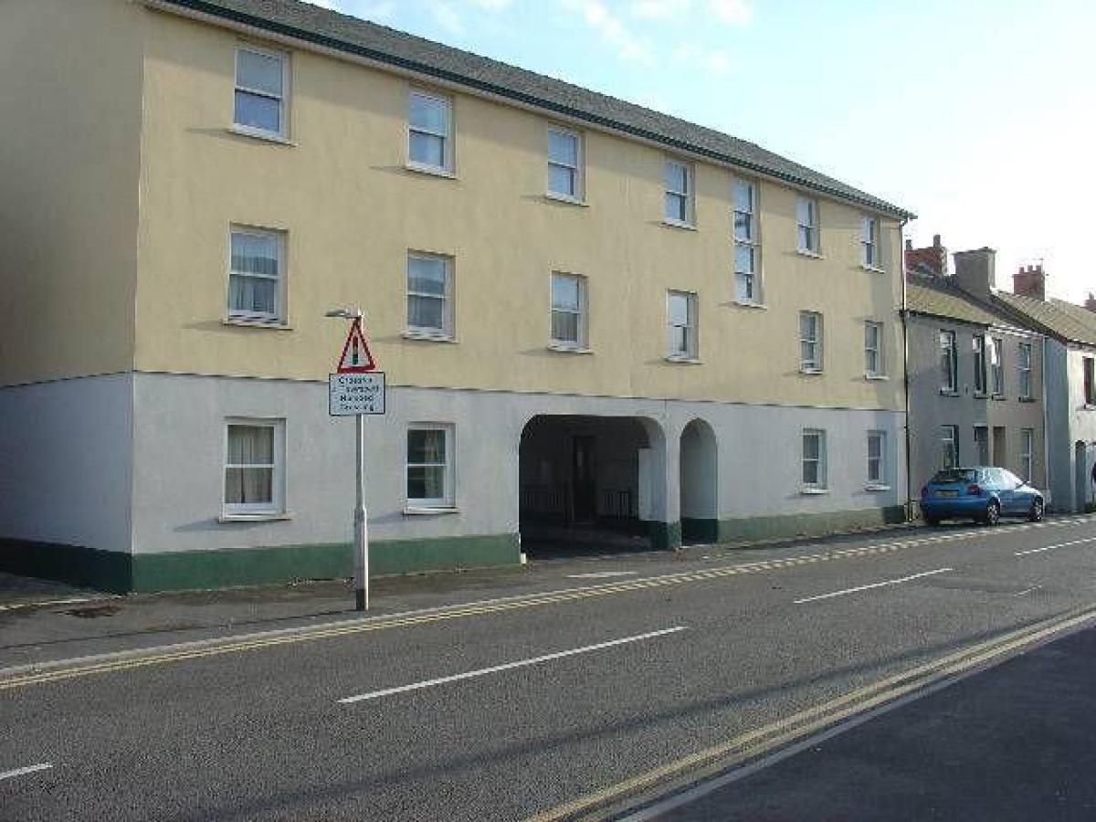 Picture of Apartment For Rent in Carmarthen, Carmarthenshire, United Kingdom