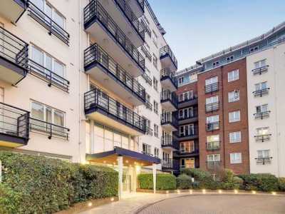 Apartment For Rent in Kingston upon Thames, United Kingdom