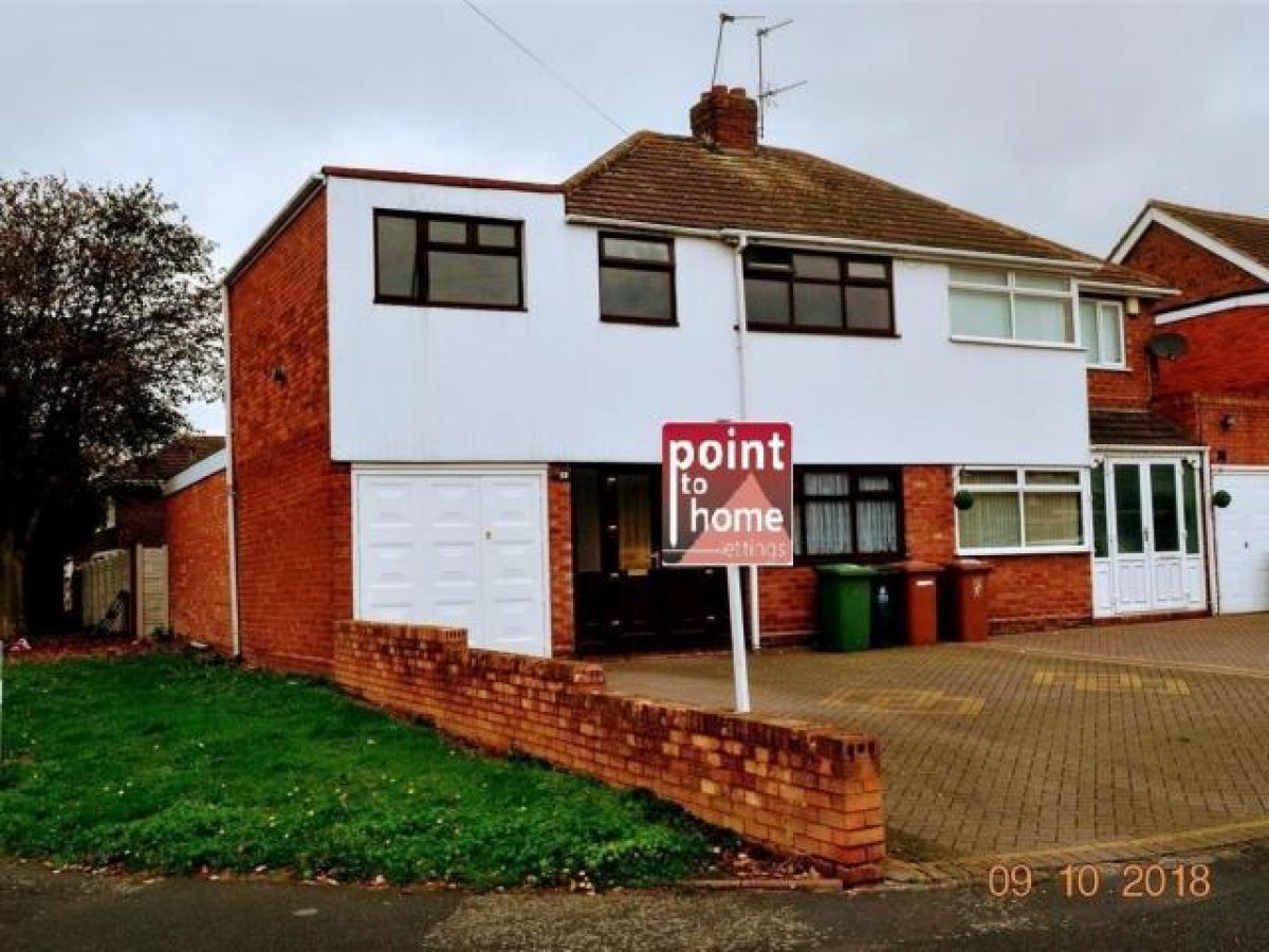 Picture of Home For Rent in Willenhall, West Midlands, United Kingdom