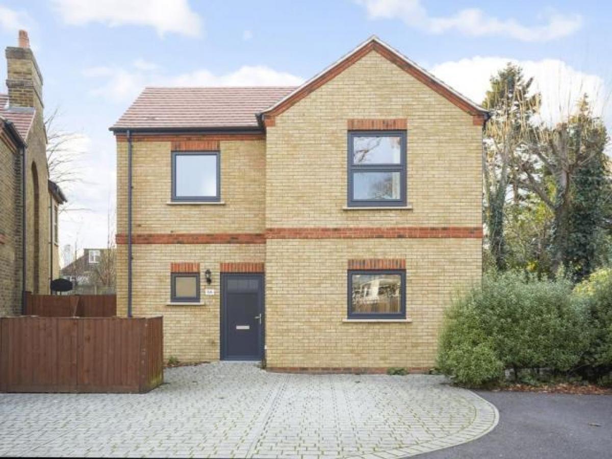 Picture of Home For Rent in Esher, Surrey, United Kingdom