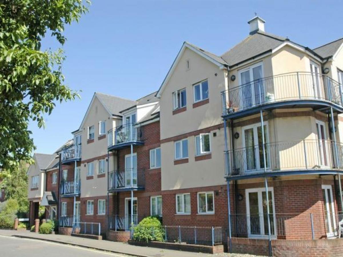 Picture of Apartment For Rent in Exeter, Devon, United Kingdom