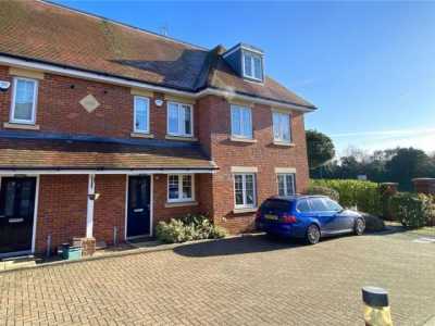 Home For Rent in Beaconsfield, United Kingdom